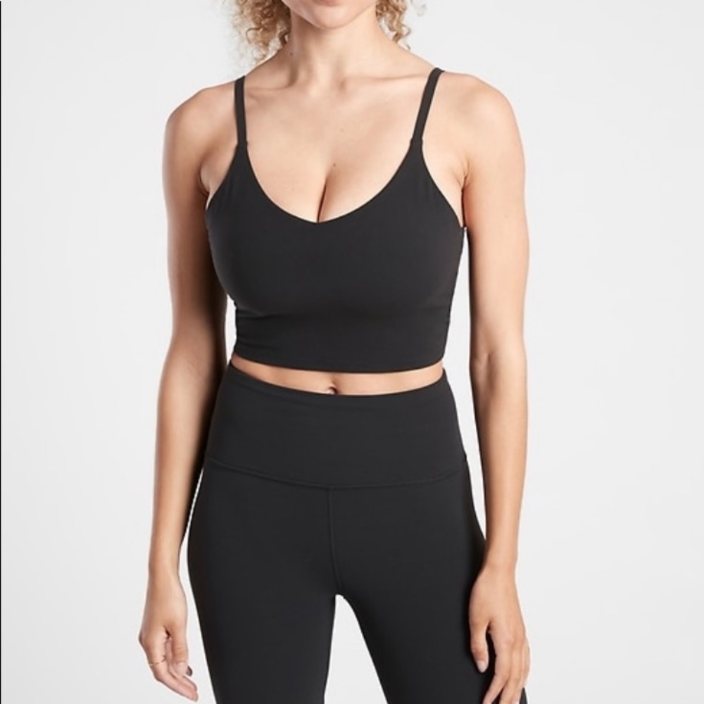 Athleta Elation V-Neck Crop D-DD